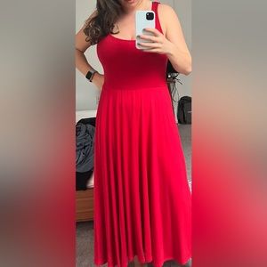 Reformation Red dress. Perfect condition, never worn out. size large.